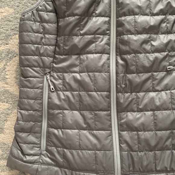 Patagonia Gray Quilted Down Vest - Picture 3 of 5